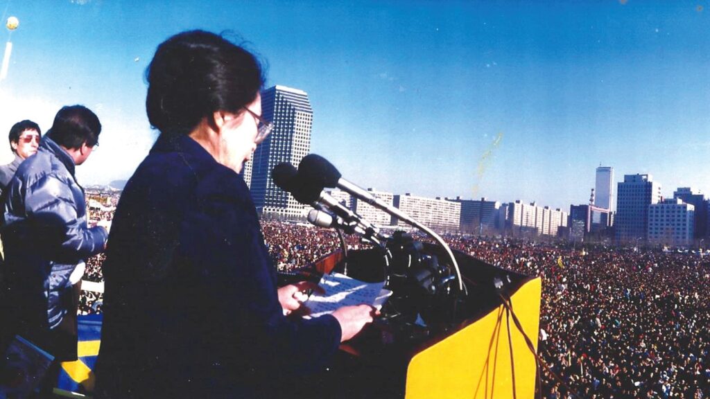 국회의원은 동네병원 의사 정치.민주화 22 (2)